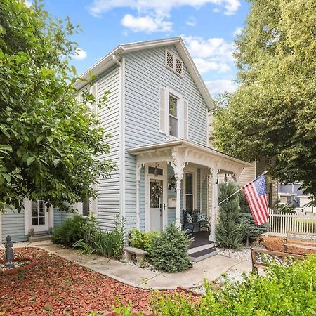 Charming Victorian Home - 2 Minutes To Downtown Lancaster Ngoại thất bức ảnh