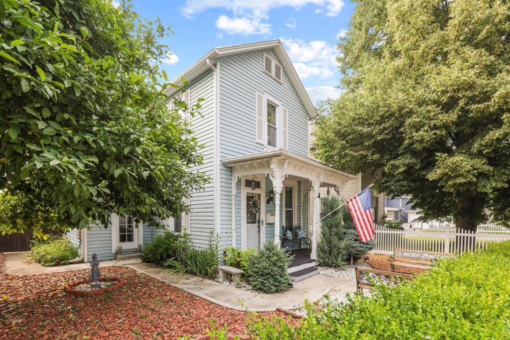 Charming Victorian Home - 2 Minutes To Downtown Lancaster Ngoại thất bức ảnh